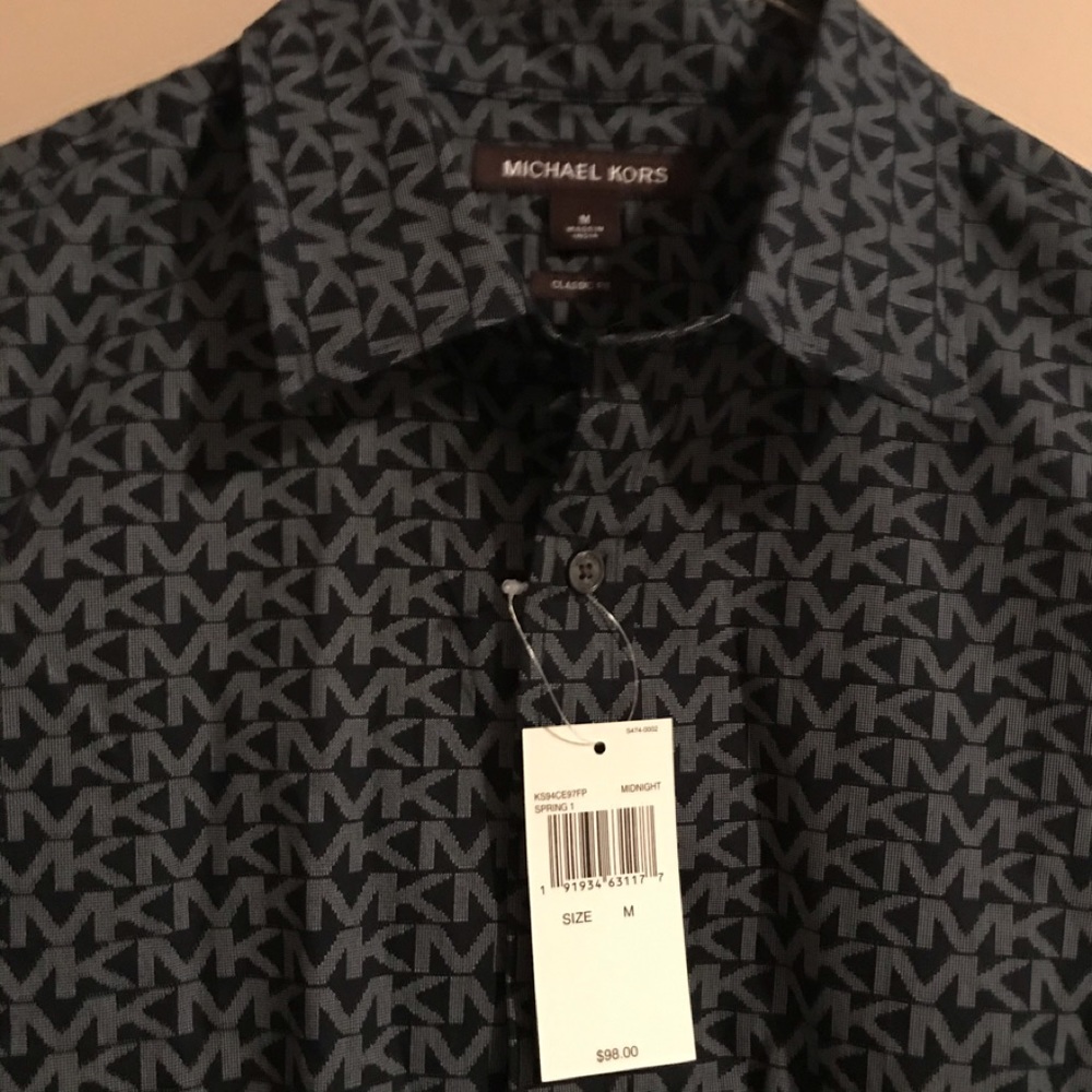 Michael Kors Men’s button down dress shirt size M